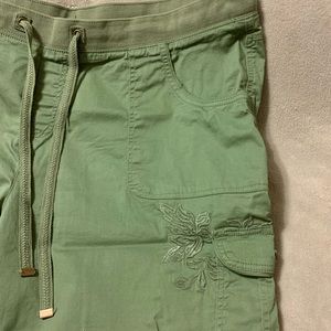 Terra & Sky Khaki Capris with Embroidered Flowers